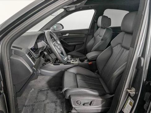 Used 2023 Audi Q5 2.0T Premium Plus w/ Premium Plus Package AWD/4WD image 14
