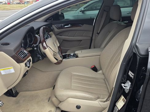 Used 2012 Mercedes-Benz CLS 550 4MATIC image 14