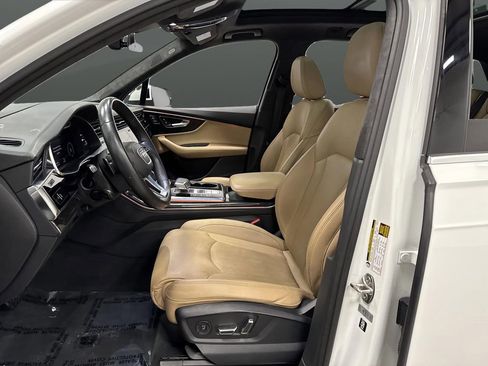 Used 2022 Audi Q7 3.0T Prestige w/ Prestige Package image 4