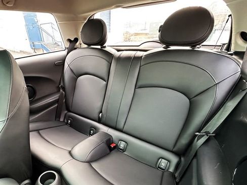 Used 2017 MINI Cooper S image 25