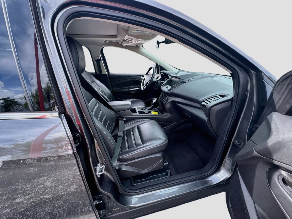 Used 2019 Ford Escape SEL AWD/4WD image 26