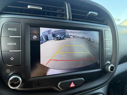 Used 2022 Kia Soul LX w/ Technology Package image 21