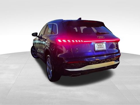 Certified 2025 Audi Q5 Premium Plus w/ Premium Plus image 5