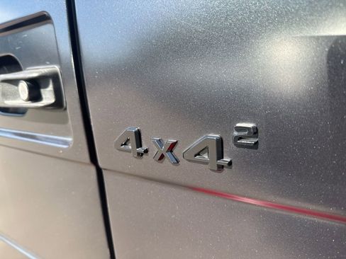 Used 2017 Mercedes-Benz G 550 Squared image 40