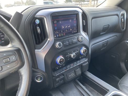 Used 2019 GMC Sierra 1500 SLT image 8