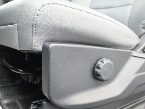 New 2026 Ford F350 XL w/ XL Chrome Package image 14