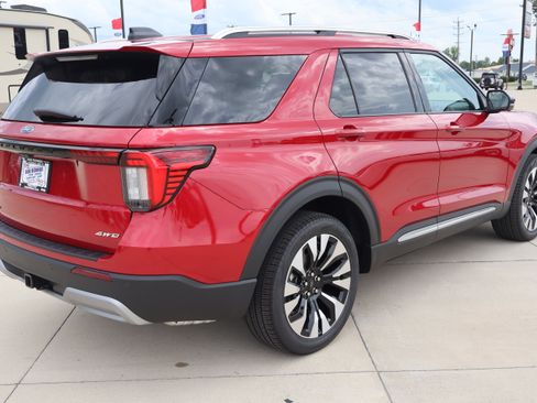 New 2026 Ford Explorer Platinum w/ LUX Leather Package AWD/4WD image 5