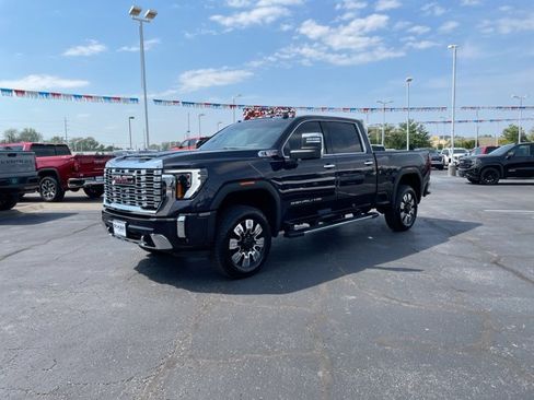 Certified 2024 GMC Sierra 2500 Denali w/ Denali Reserve Package AWD/4WD image 2
