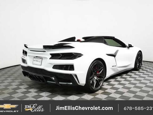 Used 2023 Chevrolet Corvette Z06 w/ Stealth Interior Trim Package RWD image 22