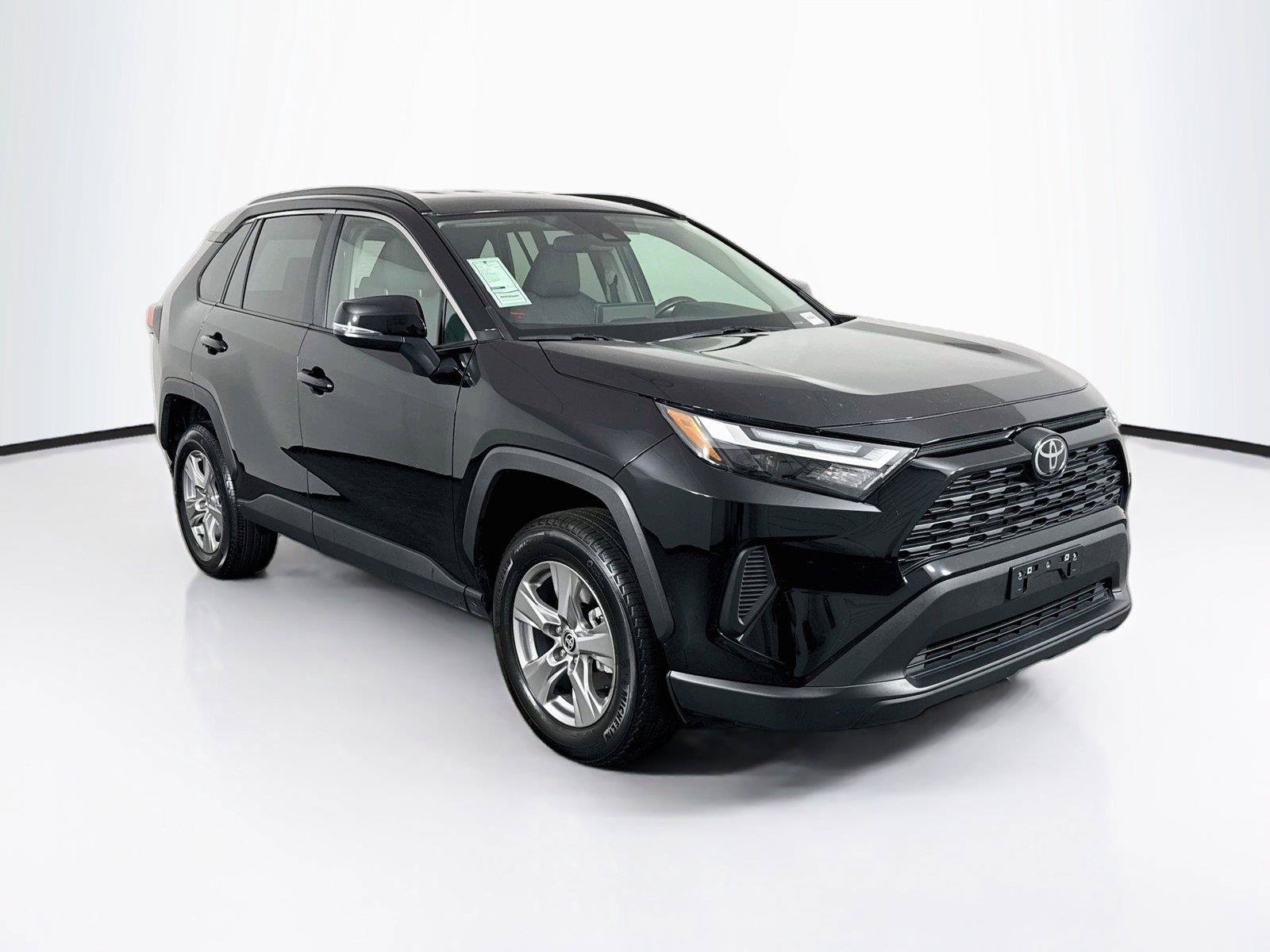 Certified 2025 Toyota RAV4 XLE AWD/4WD image 9