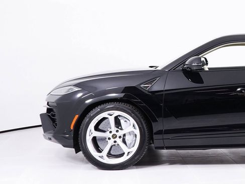 Used 2026 Lamborghini Urus S AWD/4WD image 12