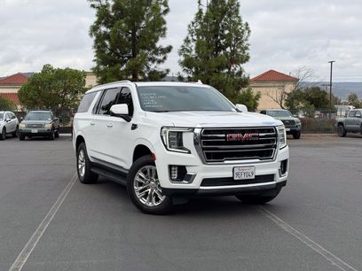 Used 2023 GMC Yukon XL SLT w/ SLT Premium Package