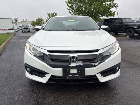 Used 2017 Honda Civic EX-T image 2