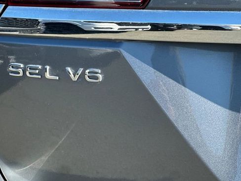 Used 2023 Volkswagen Atlas SEL image 32