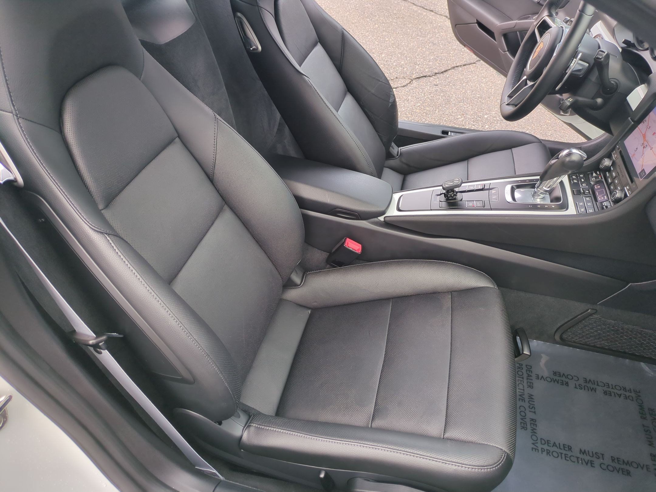 Used 2018 Porsche 718 Cayman RWD image 31