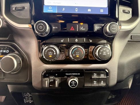 Used 2025 RAM 1500 Lone Star AWD/4WD image 18