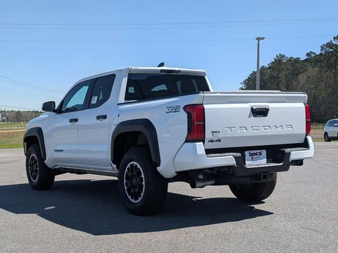 New 2026 Toyota Tacoma TRD Off-Road image 3