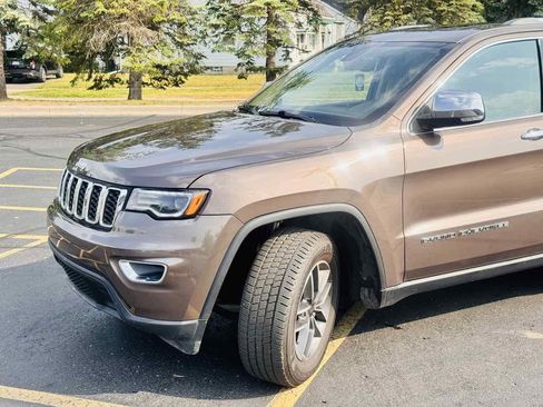Used 2020 Jeep Grand Cherokee Limited w/ Luxury Group II AWD/4WD image 7