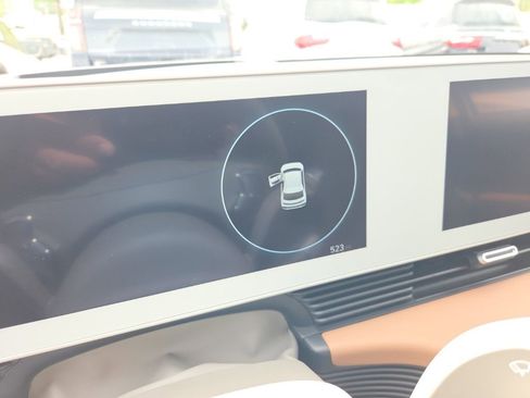 Used 2024 Hyundai Ioniq 5 Limited image 5