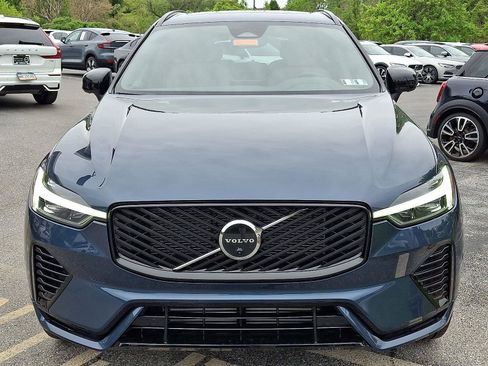 Certified 2026 Volvo XC60 T8 Plus w/ Climate Package AWD/4WD image 2