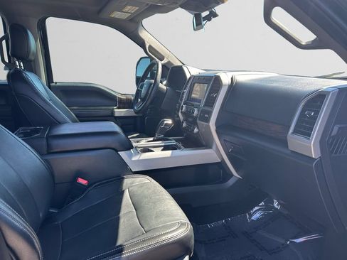 Used 2020 Ford F150 Lariat w/ Equipment Group 502A Luxury AWD/4WD image 17