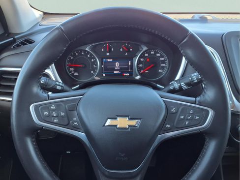 Used 2022 Chevrolet Equinox LT FWD image 13