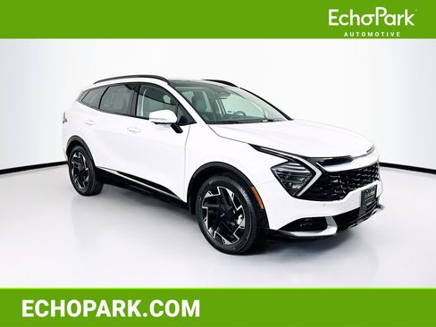 Used 2025 Kia Sportage SX image 1