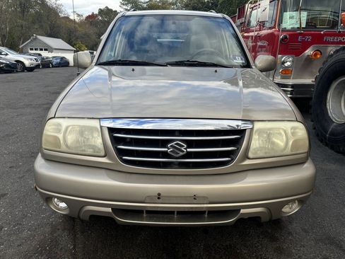 Used 2003 Suzuki XL7 4WD image 9