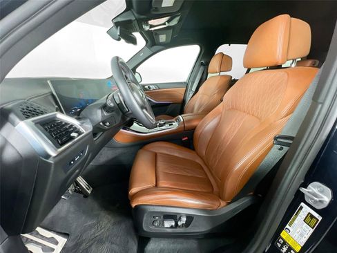 Used 2024 BMW X5 M60i AWD/4WD image 20