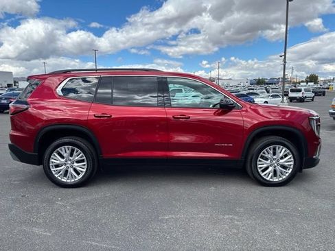 Used 2026 GMC Acadia Elevation w/ Elevation Premium Package AWD/4WD image 8