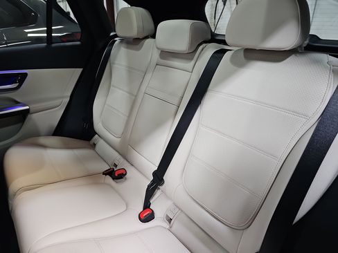 New 2026 Mercedes-Benz GLC 300 4MATIC image 15