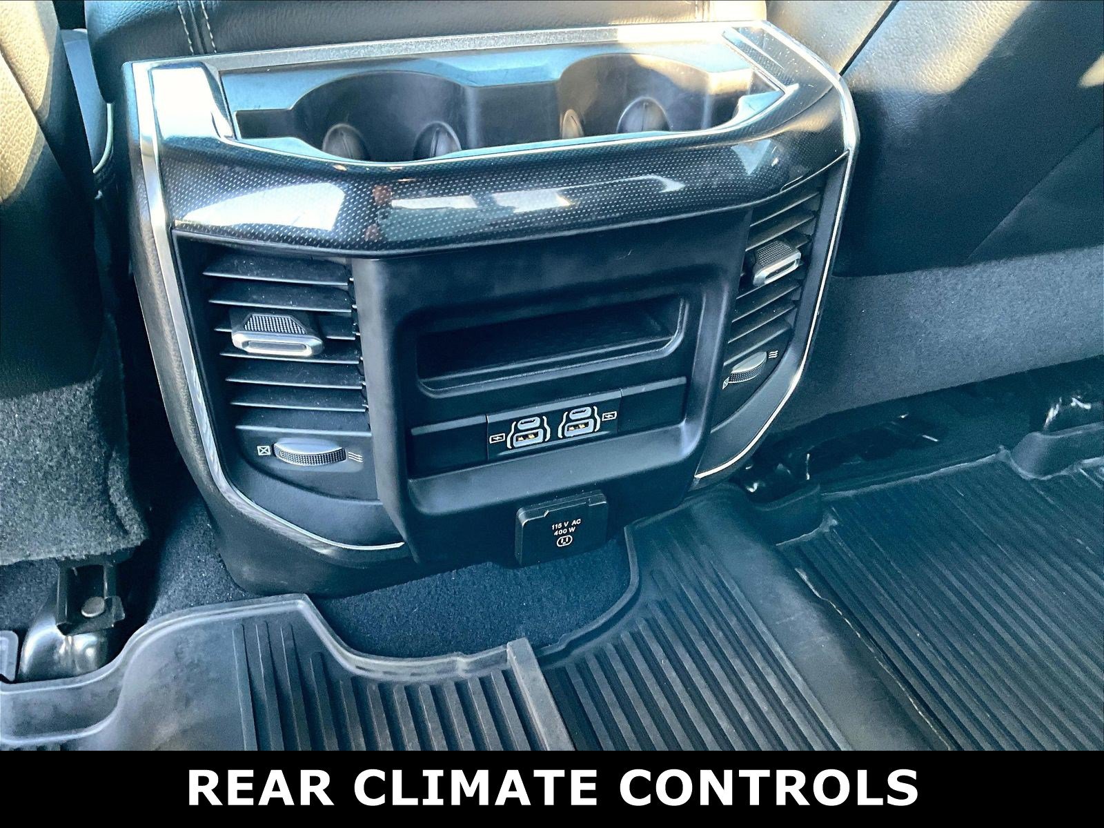 Used 2022 RAM 3500 Laramie w/ Night Edition AWD/4WD image 6