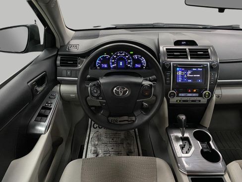 Used 2013 Toyota Camry LE FWD image 13