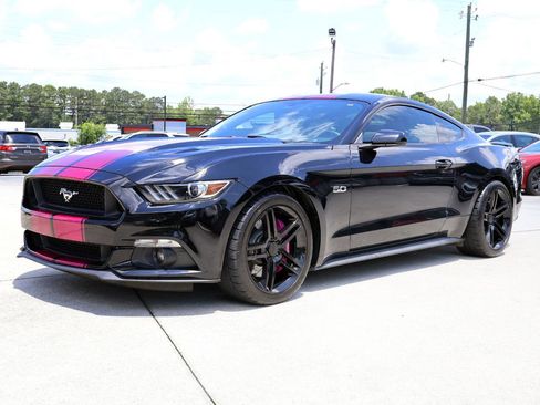 Used 2015 Ford Mustang GT RWD image 32