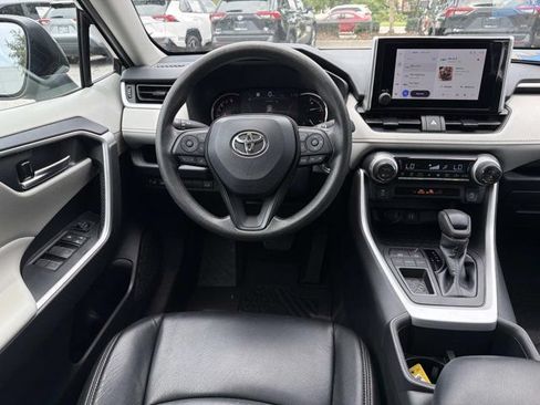 Used 2023 Toyota RAV4 XLE w/ Convenience Package FWD image 23