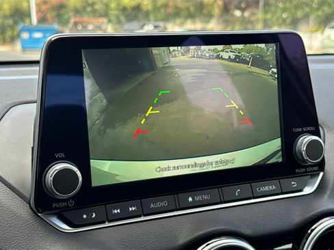 Certified 2024 Nissan Sentra SR image 19