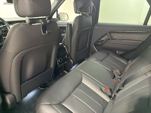 New 2026 Land Rover Range Rover Sport Dynamic SE AWD/4WD image 10