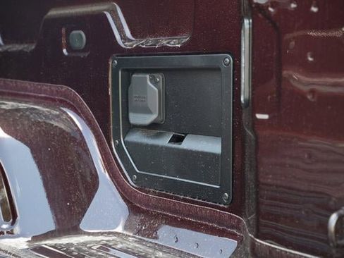 New 2026 GMC Sierra EV Elevation image 17