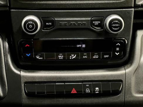 Used 2023 RAM ProMaster 2500 FWD image 24
