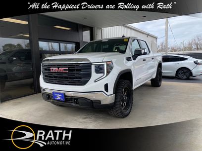 Used 2025 GMC Sierra 1500 Pro w/ Pro Value Package
