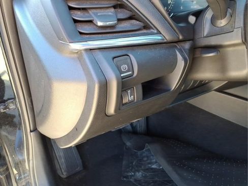 Used 2021 Cadillac CT4 Luxury w/ Sun And Sound Package AWD/4WD image 18