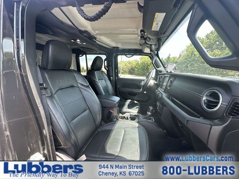 Used 2022 Jeep Wrangler Unlimited Sahara w/ Cold Weather Group AWD/4WD image 22
