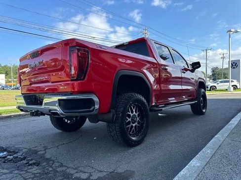 Used 2022 GMC Sierra 1500 SLT w/ SLT Premium Plus Package AWD/4WD image 8