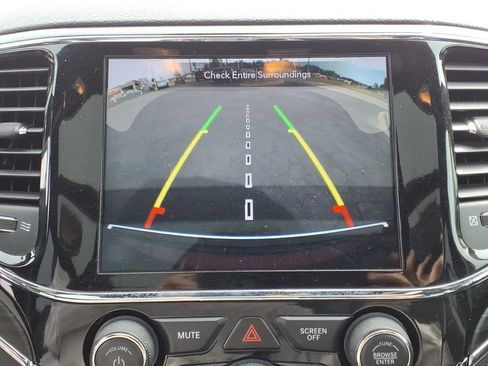 Used 2020 Jeep Grand Cherokee Limited w/ Luxury Group II image 13