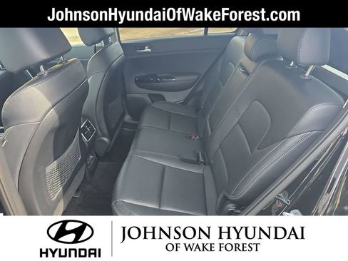 Used 2021 Kia Sportage EX w/ EX Technology Package image 25