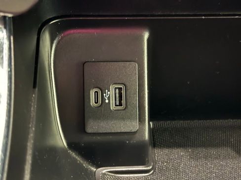 Used 2022 Ford F150 XLT w/ Equipment Group 302A High image 39