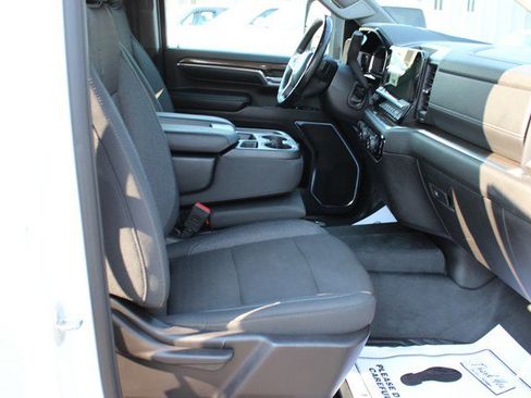 Used 2024 Chevrolet Silverado 2500 LT w/ Convenience Package AWD/4WD image 17