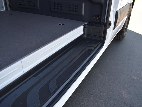 New 2025 Mercedes-Benz Sprinter 2500 image 10