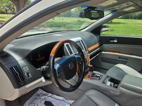 Used 2009 Cadillac STS V8 image 13