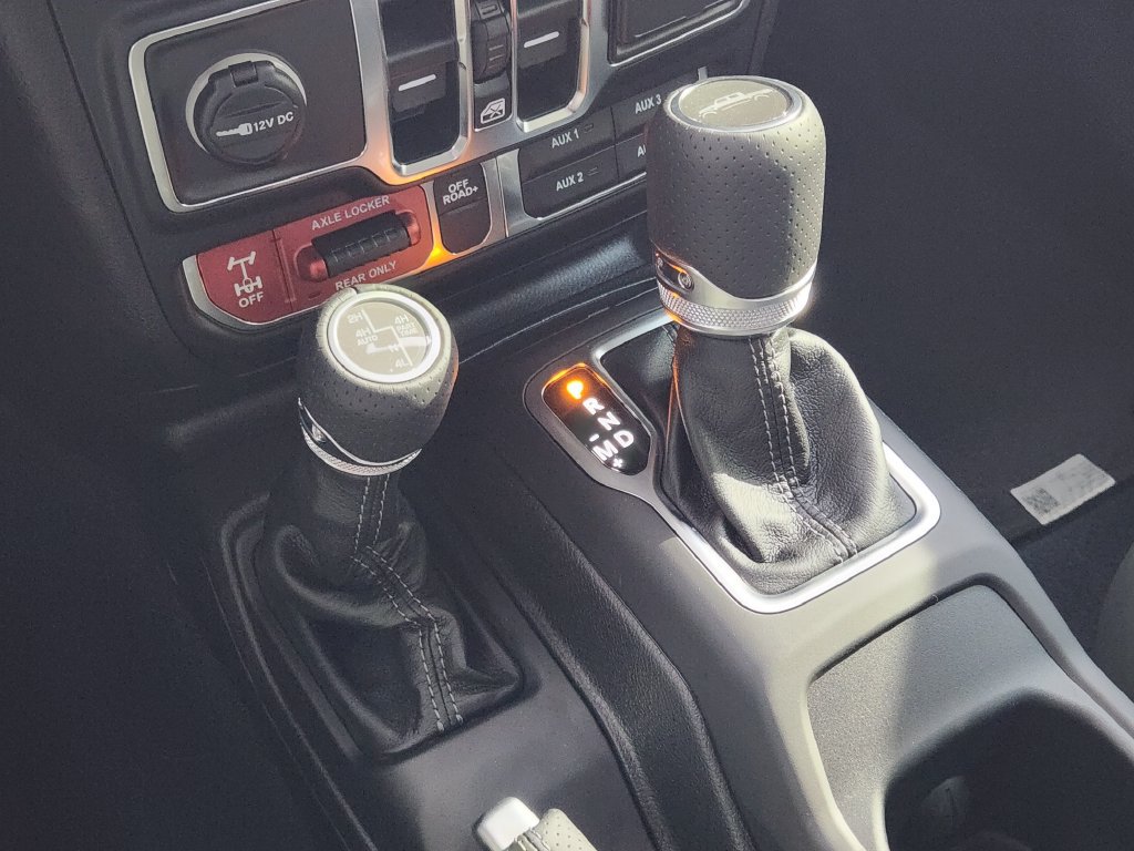 New 2026 Jeep Gladiator Mojave AWD/4WD image 16